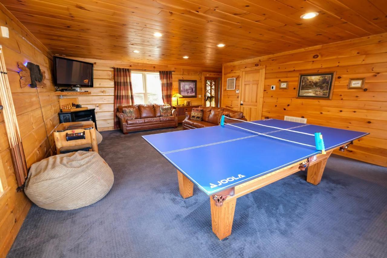 Lazy Bear Lodge Gatlinburg Exteriör bild