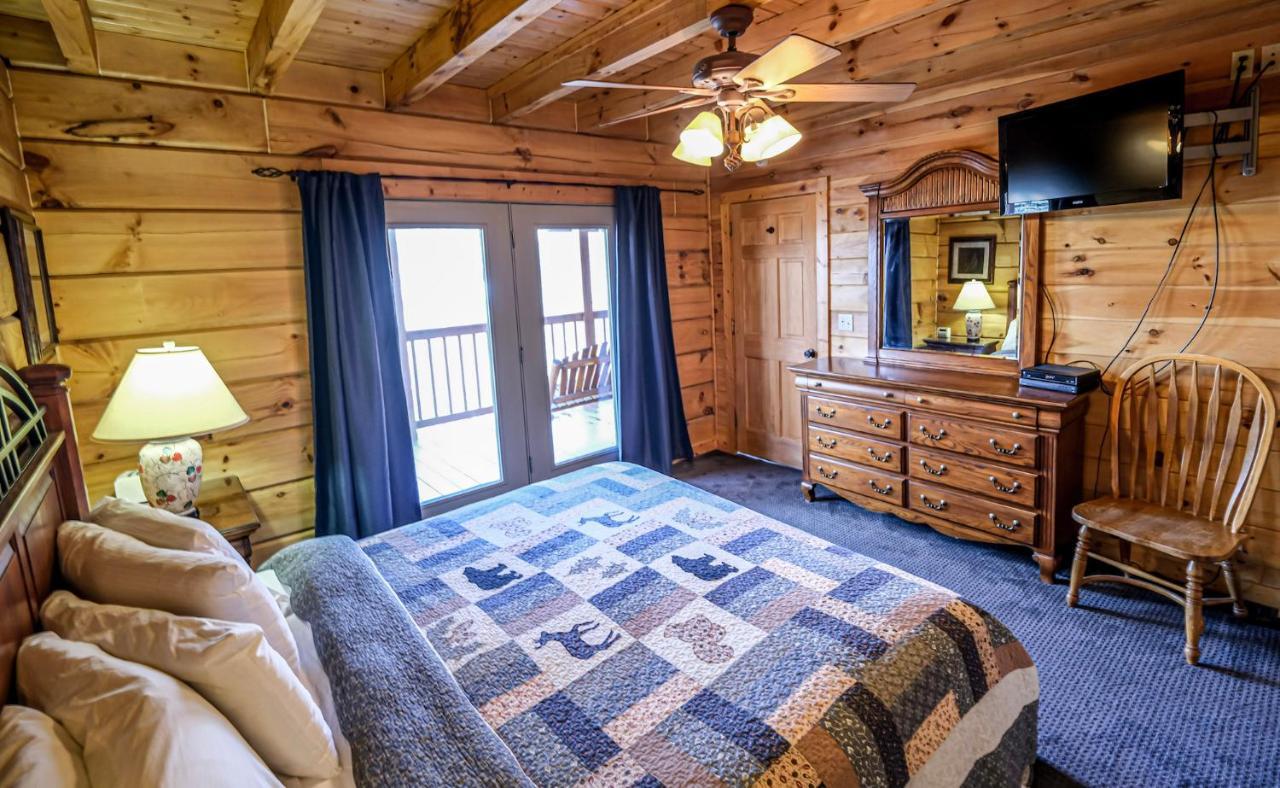 Lazy Bear Lodge Gatlinburg Exteriör bild